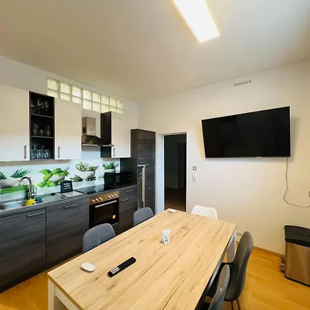 Living Leoben Rebuli - In 2 One Apartment *